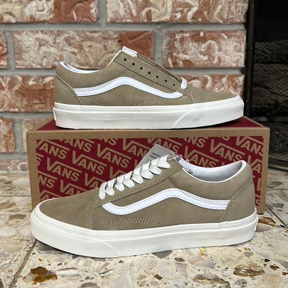 Vans Old Skool Pig Suede - Picture 1 of 12